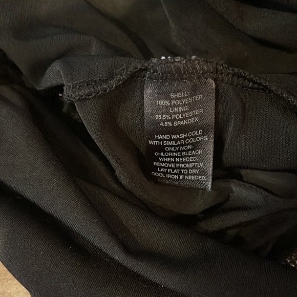 WH|BM Top - Picture 5 of 5